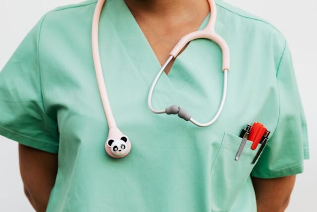 RN Classes Near Me: What to Expect From Registered Nurse Coursework and Training