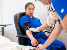 12 Month Accelerated Nursing Programs: The Fastest Path to Your BSN or RN License 12 Month Accelerated Nursing Programs: The Fastest Path to Your BSN or RN License