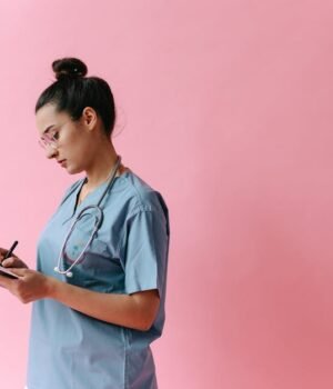 BSN to FNP: Your Complete Roadmap to Becoming a Family Nurse Practitioner BSN to FNP: Your Complete Roadmap to Becoming a Family Nurse Practitioner