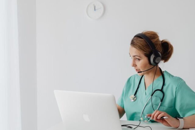 LVN Programs Near Me Online: Hybrid LVN Training That Fits Around Your Life