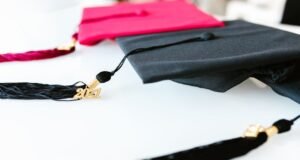 A Comprehensive Guide to Scholarships for College Freshmen A Comprehensive Guide to Scholarships for College Freshmen