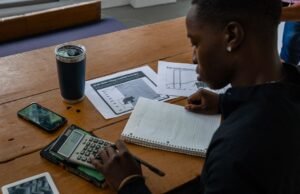 How to Budget in College: A Comprehensive Guide How to Budget in College: A Comprehensive Guide